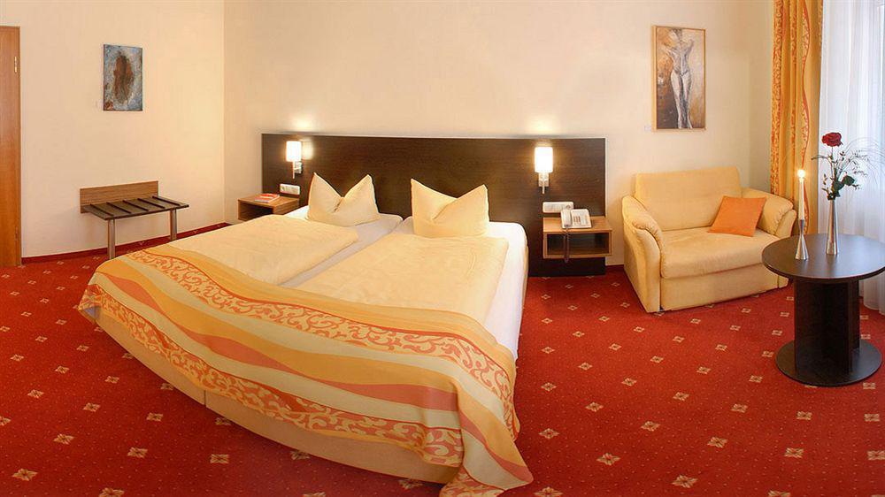 Drexel'S Parkhotel Мемминген Экстерьер фото